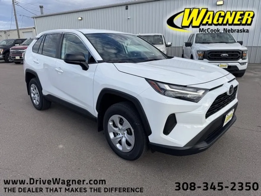2025 Toyota RAV4 LE photo 1