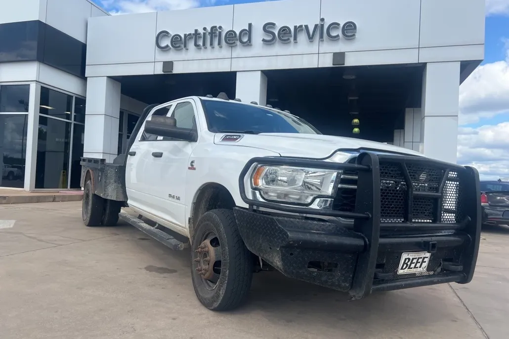 2020 Ram 3500 Tradesman photo 1