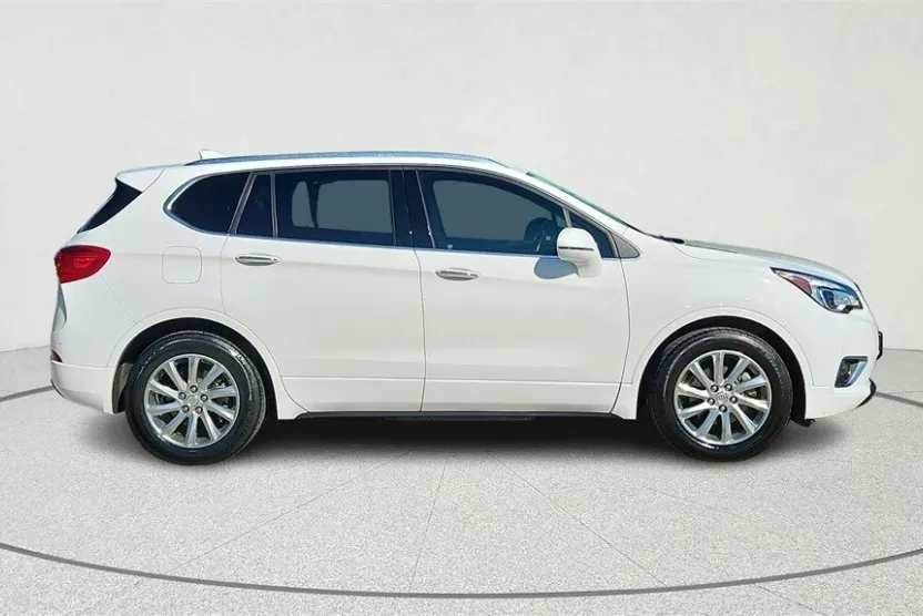 2019 Buick Envision Essence photo 1
