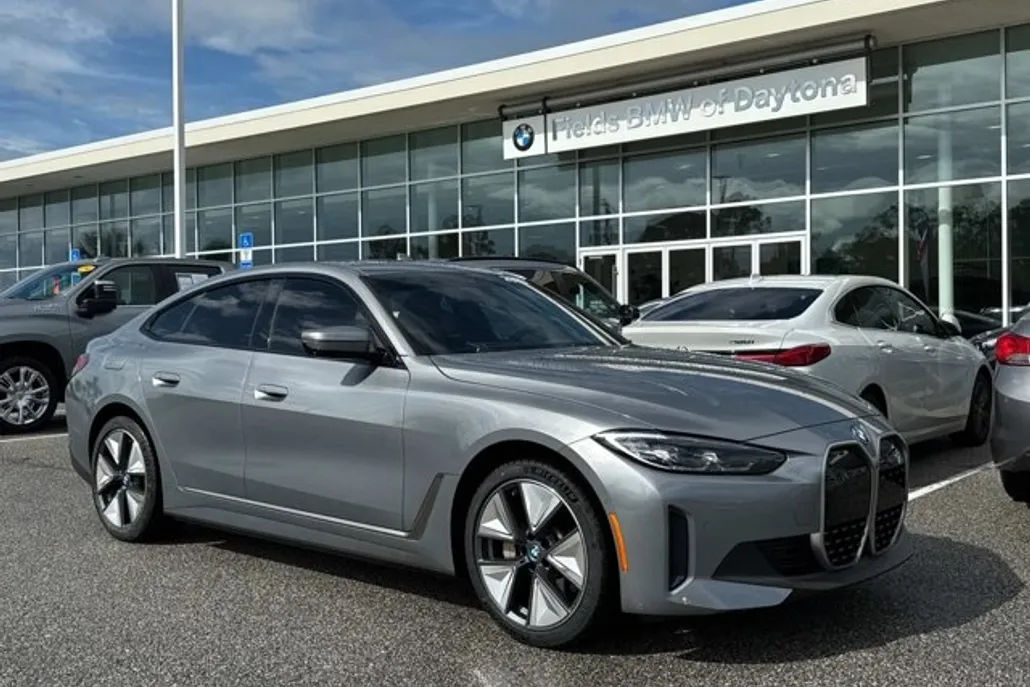 2023 Bmw i4 eDrive35 photo 1