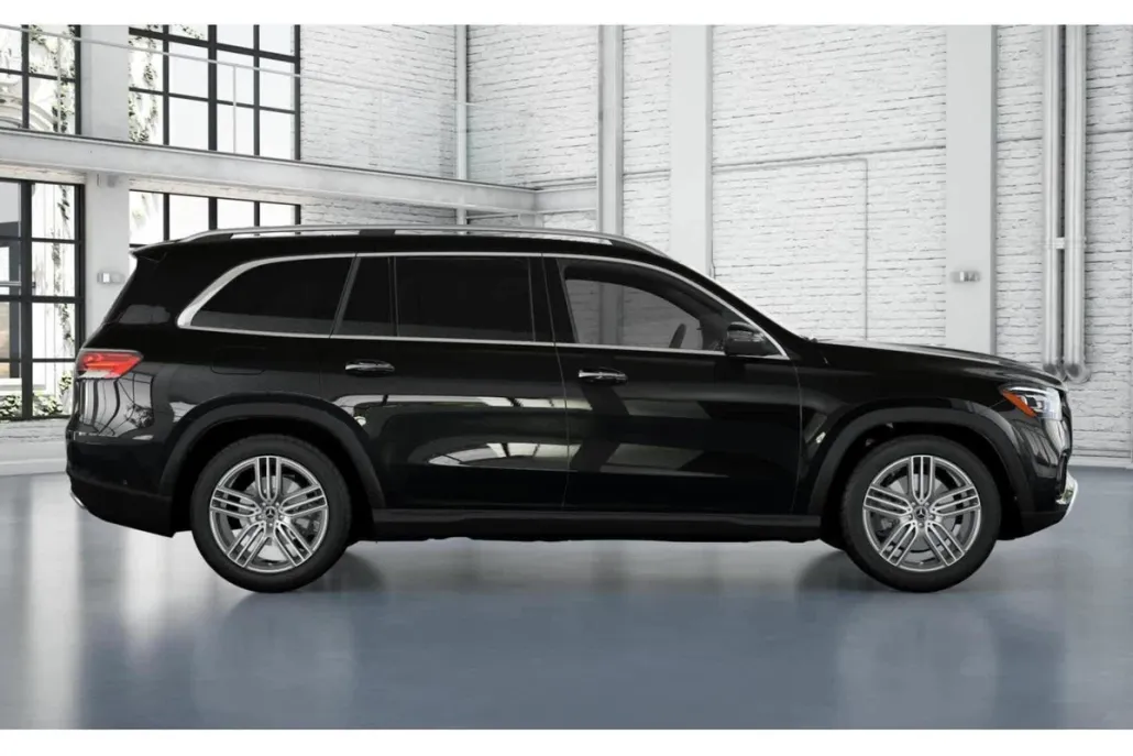 2025 Mercedes Benz GLS 450 4MATIC photo 1