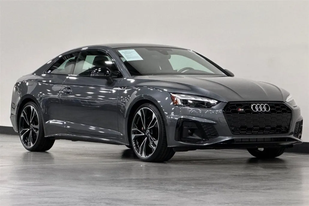 2022 Audi S5 Prestige photo 1