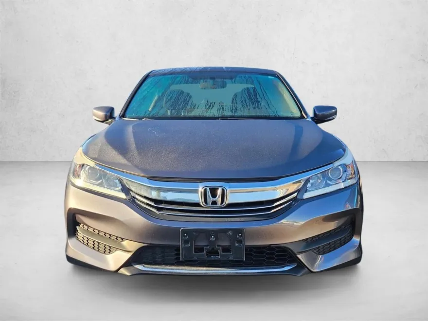 2017 Honda Accord LX photo 1