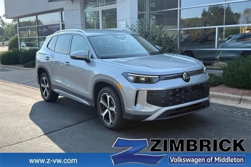 2025 Volkswagen Tiguan SE photo 1