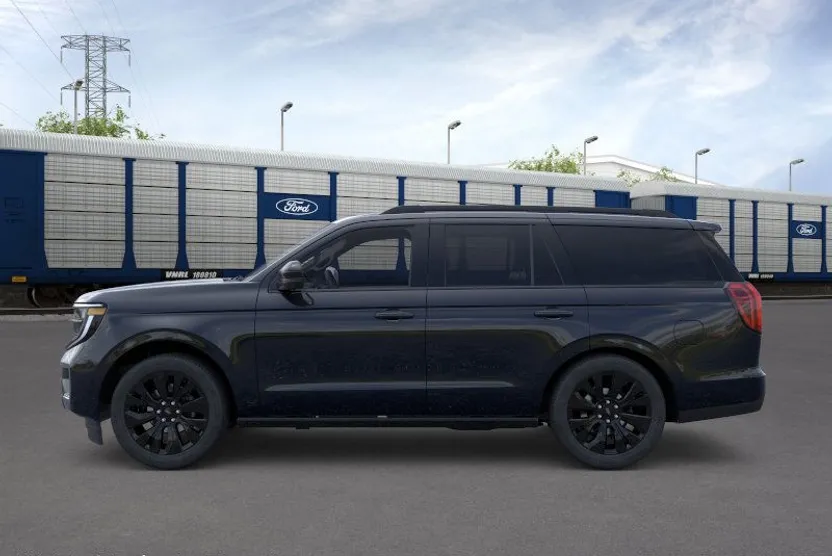 2025 Ford Expedition Platinum photo 1