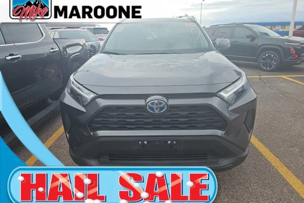 2023 Toyota RAV4 Hybrid LE photo 1