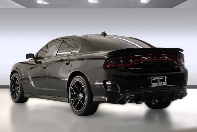 2023 Dodge Charger R/T photo 1