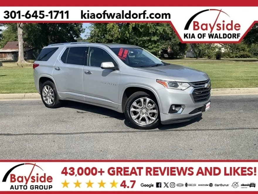 2021 Chevrolet Traverse Premier photo 1