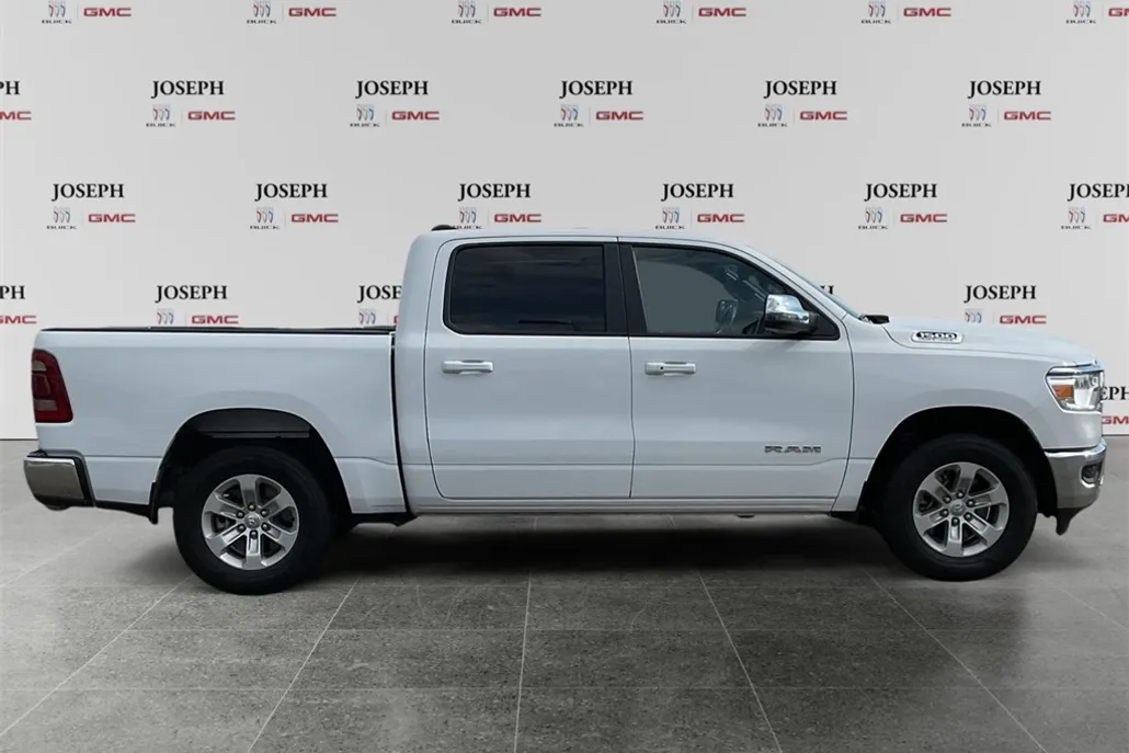 2024 Ram 1500 Laramie photo 1