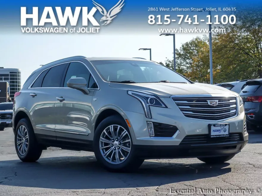 2017 Cadillac XT5 Luxury photo 1