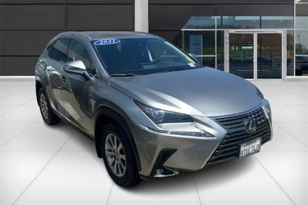 2021 Lexus NX 300 photo 1