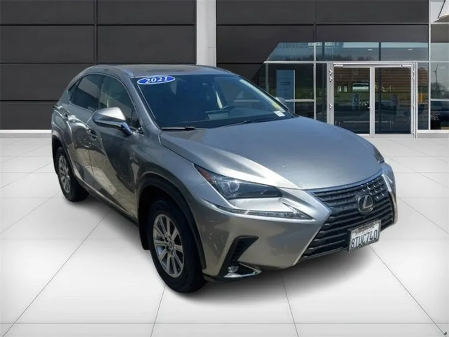 2021 Lexus NX 300 photo 1
