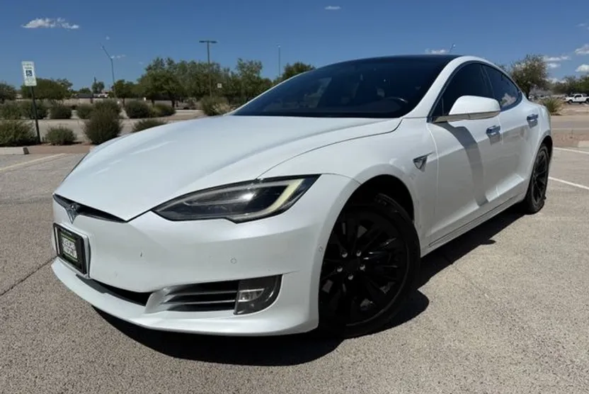 2018 Tesla Model S 75D photo 1