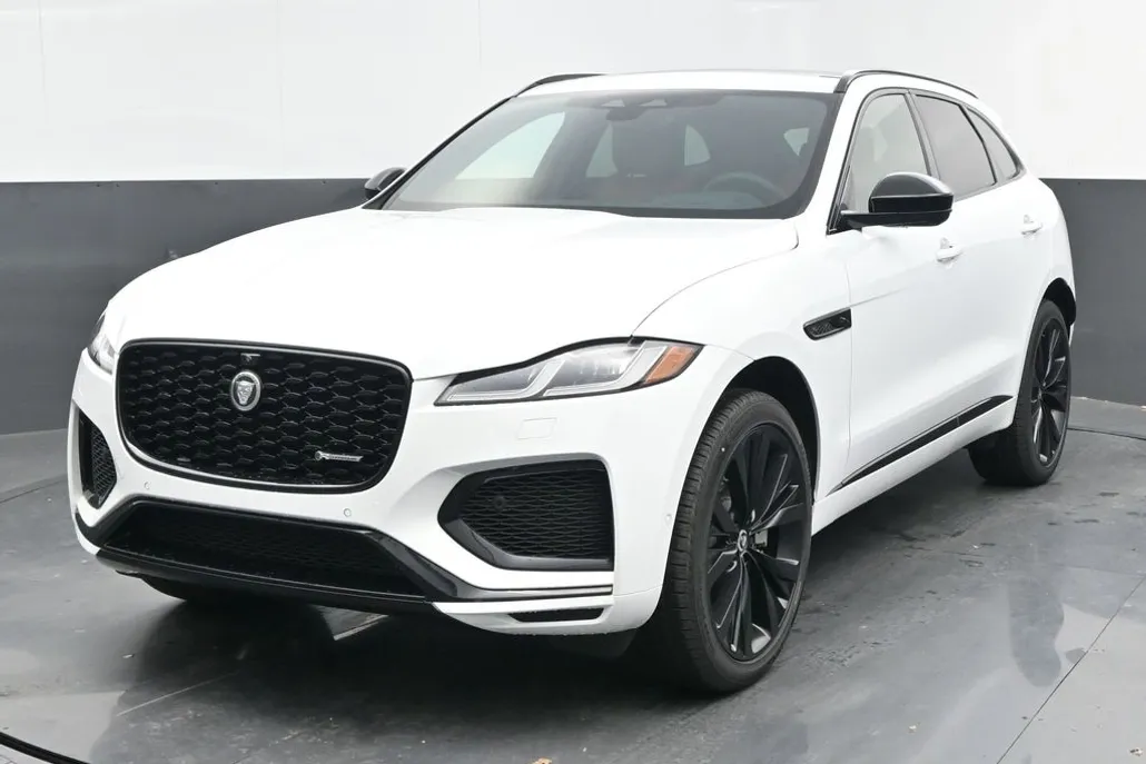 2025 Jaguar F-PACE P400 R-Dynamic S photo 1