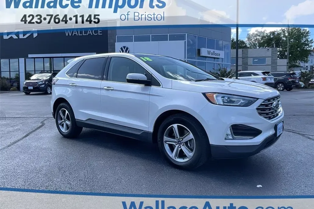 2019 Ford Edge SEL photo 1