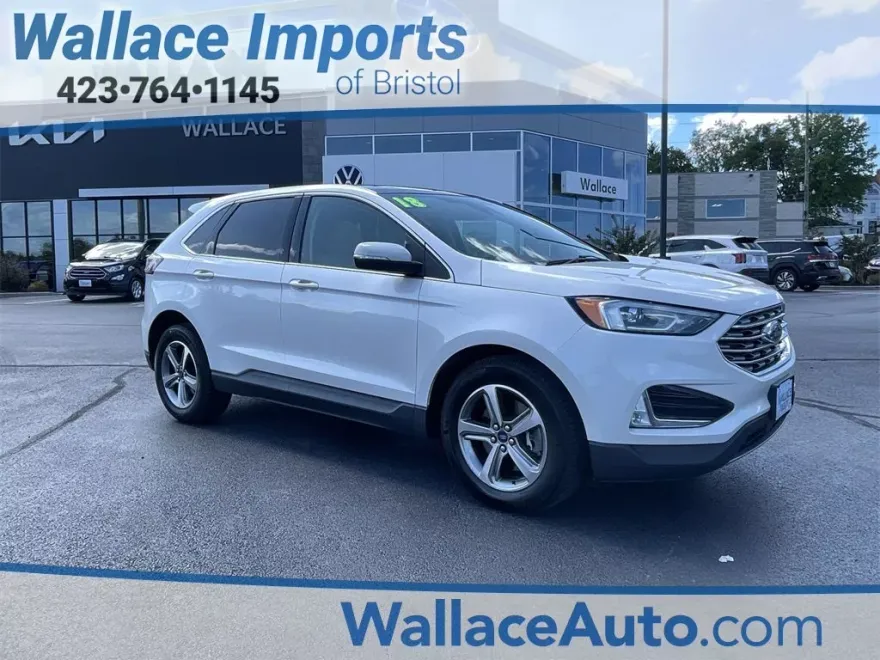 2019 Ford Edge SEL photo 1
