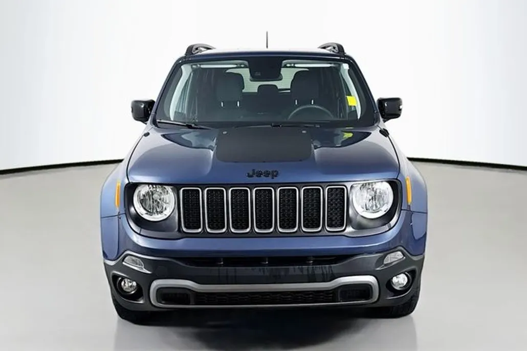 2023 Jeep Renegade Latitude photo 1