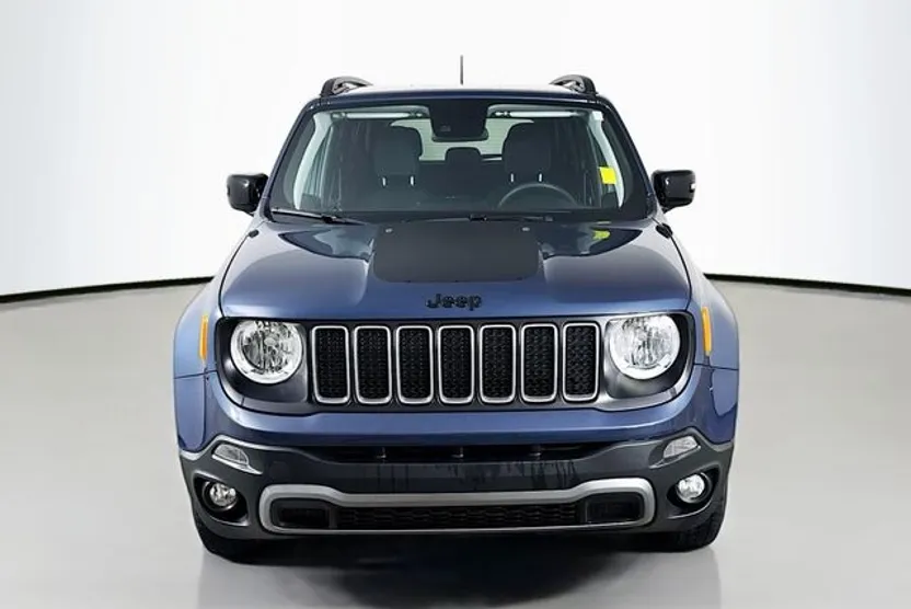2023 Jeep Renegade Latitude photo 1