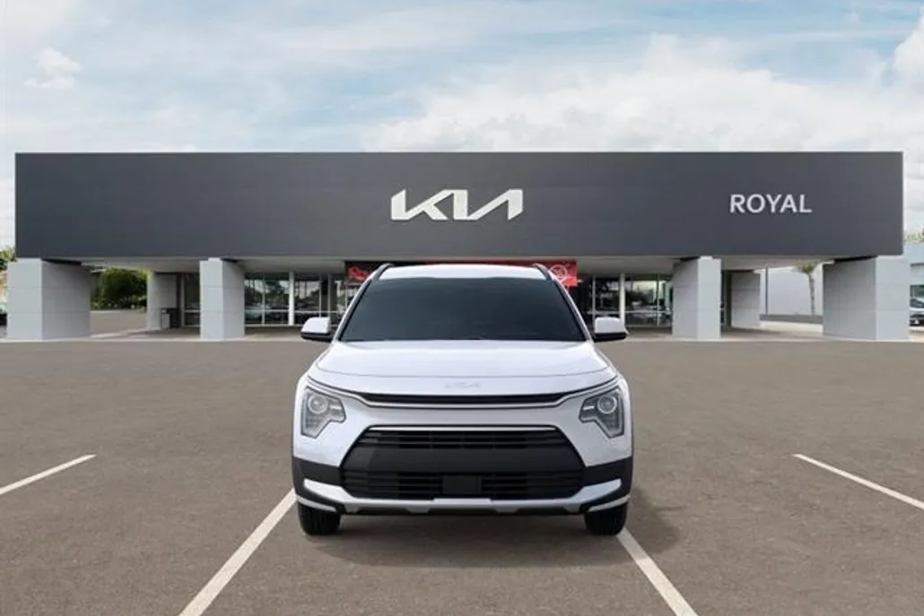 2025 Kia Niro EX photo 1