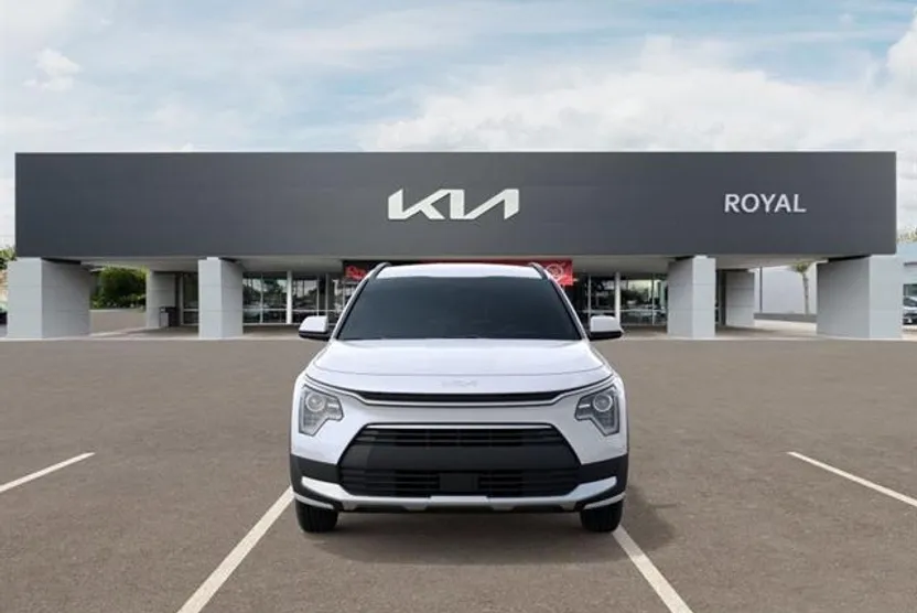 2025 Kia Niro EX photo 1