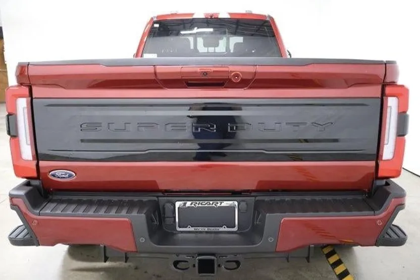 2026 Ford F-450 Platinum photo 1
