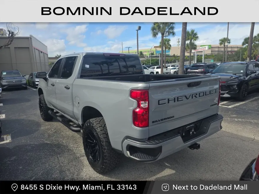 2024 Chevrolet Silverado 1500 Custom photo 1