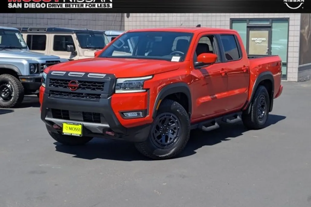 2025 Nissan Frontier PRO-X photo 1