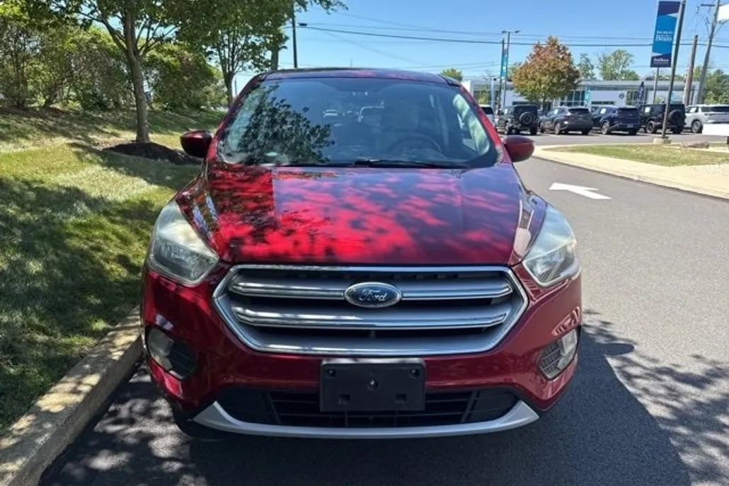 2017 Ford Escape SE photo 1