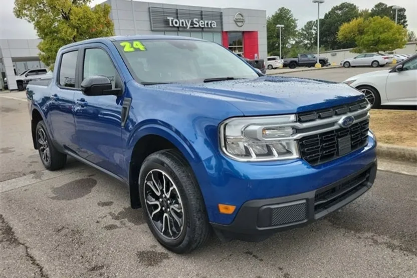2024 Ford Maverick Lariat photo 1