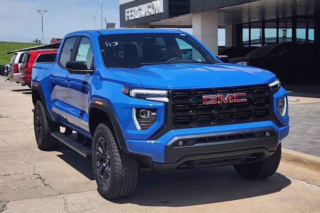 2025 Gmc Canyon Elevation photo 1