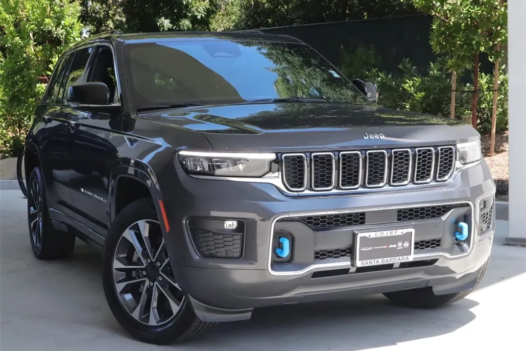 2023 Jeep Grand Cherokee Overland 4xe photo 1