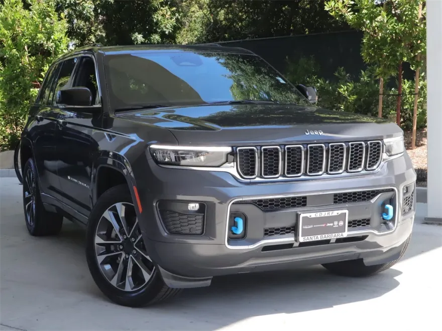 2023 Jeep Grand Cherokee Overland 4xe photo 1