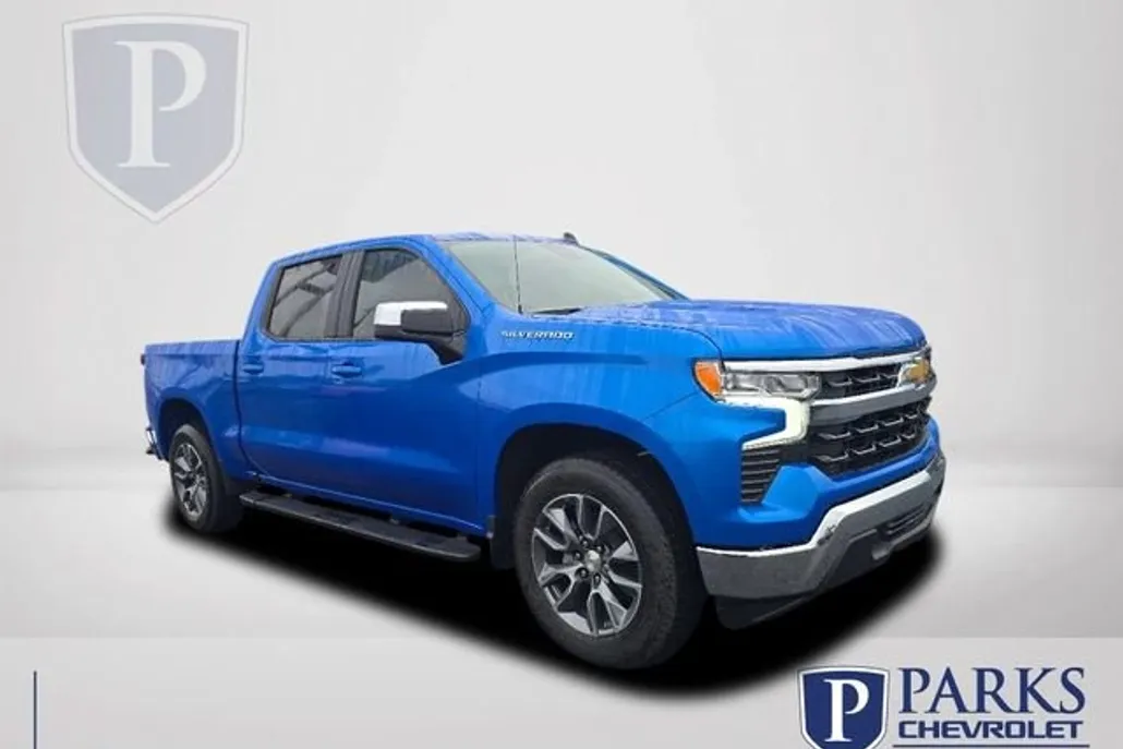 2026 Chevrolet Silverado 1500 LT photo 1