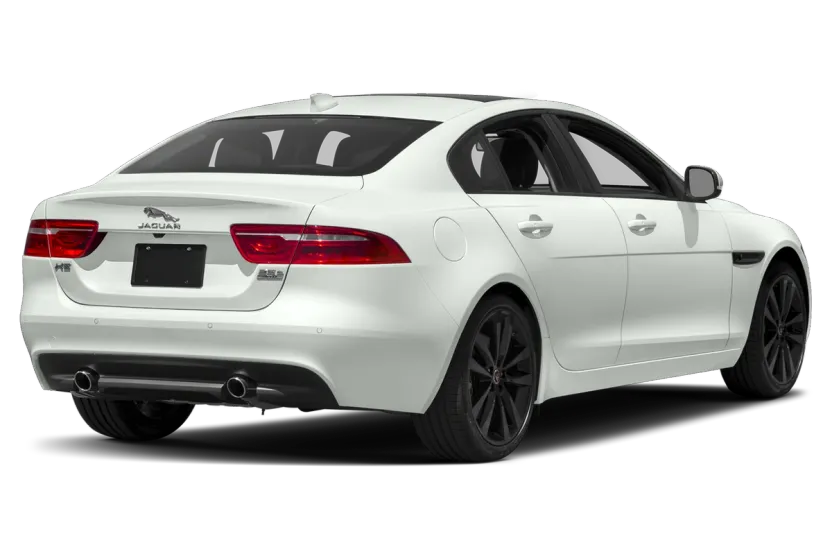 2019 Jaguar XE photo 1
