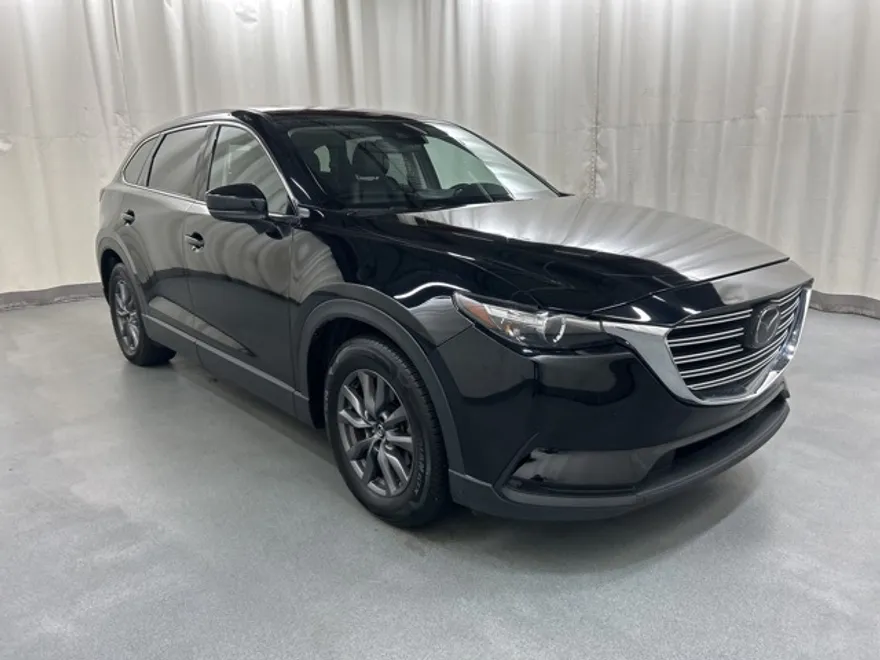 2023 Mazda CX-9 Touring photo 1