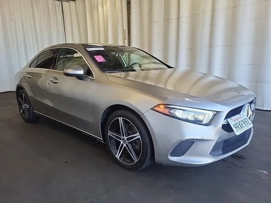 2019 Mercedes Benz A 220 photo 1