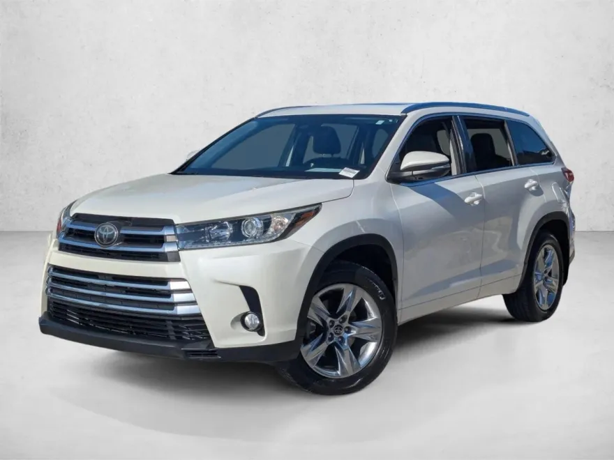 2017 Toyota Highlander Limited photo 1