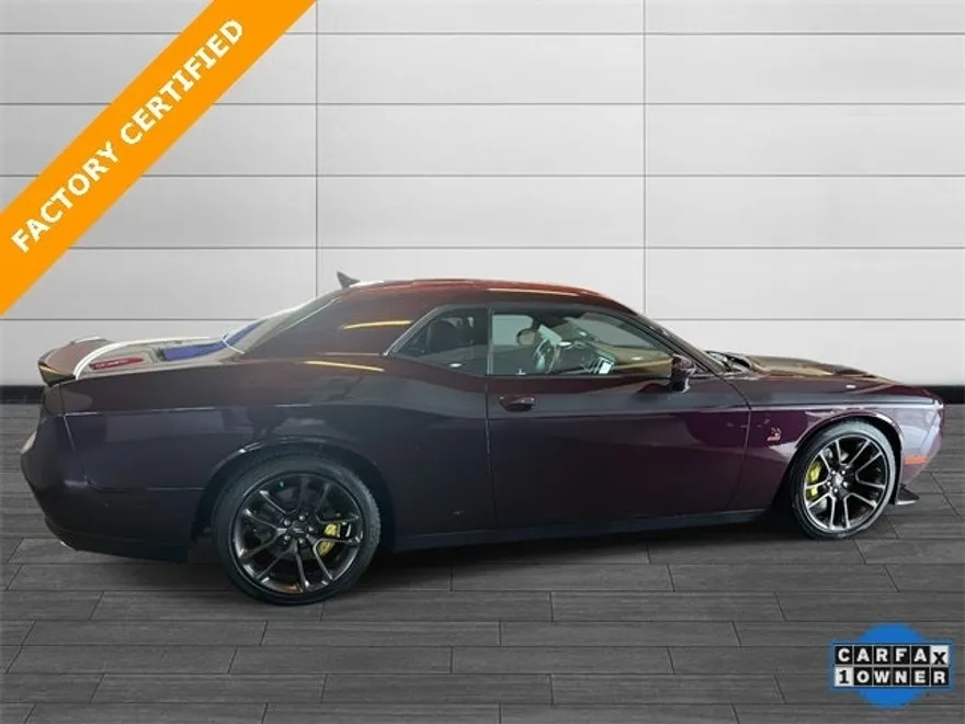 2021 Dodge Challenger R/T Scat Pack photo 1