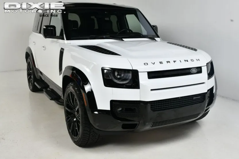 2022 Land Rover Defender 110 X-Dynamic HSE photo 1