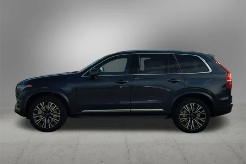 2025 Volvo XC90 Plus T8 AWD photo 1