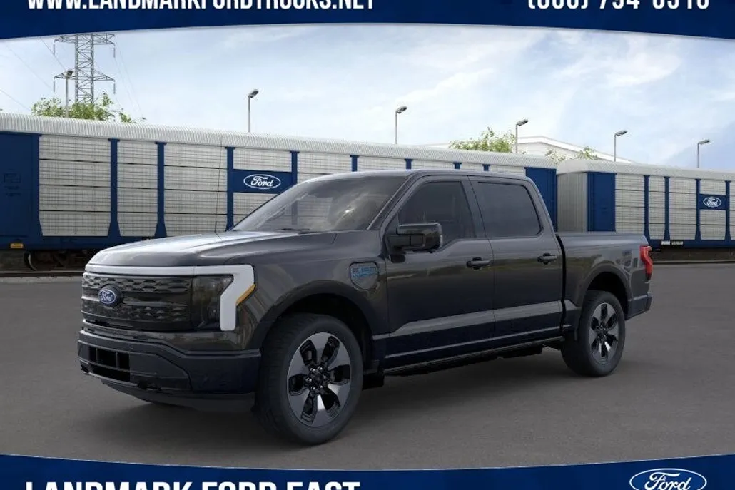 2025 Ford F-150 Platinum photo 1