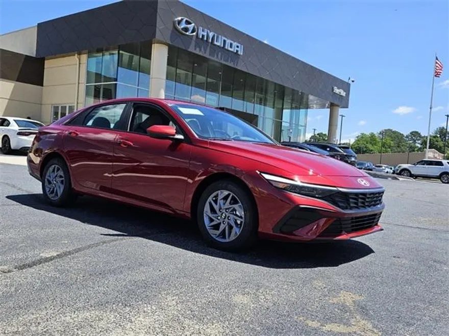 2025 Hyundai Elantra Hybrid Blue photo 1