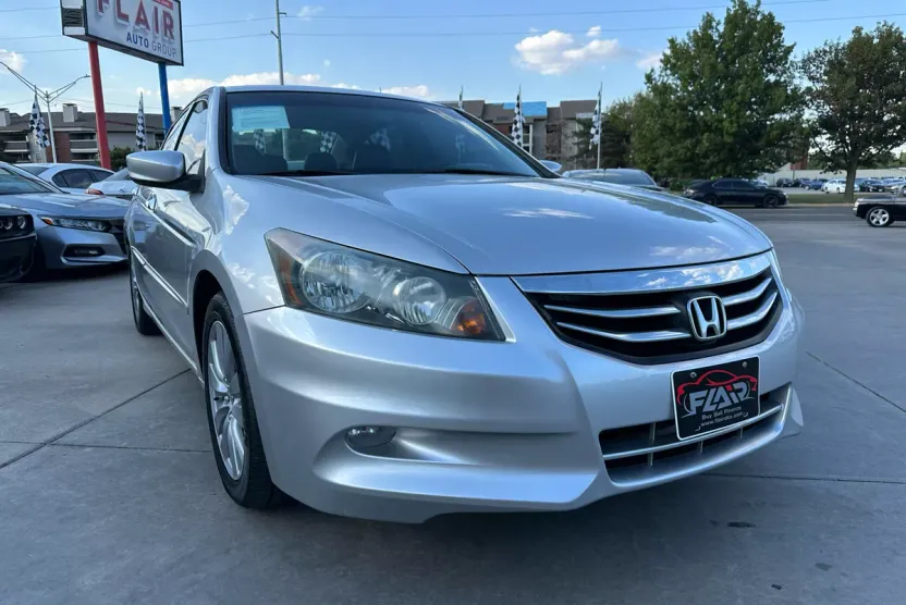 2011 Honda Accord EX-L photo 1