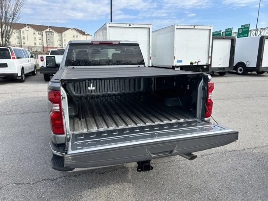 2024 Chevrolet Silverado 2500HD photo 4