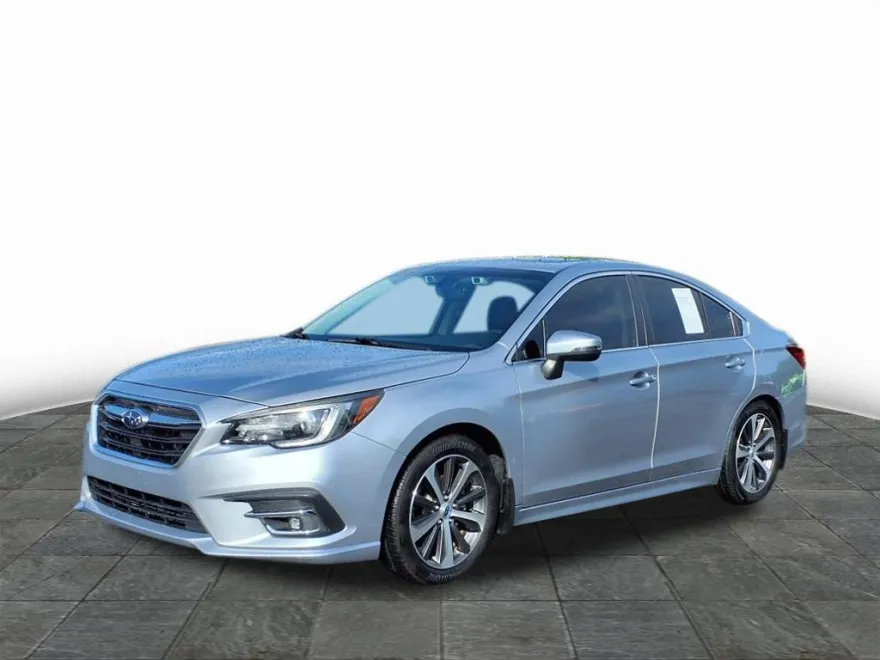 2018 Subaru Legacy Limited photo 1
