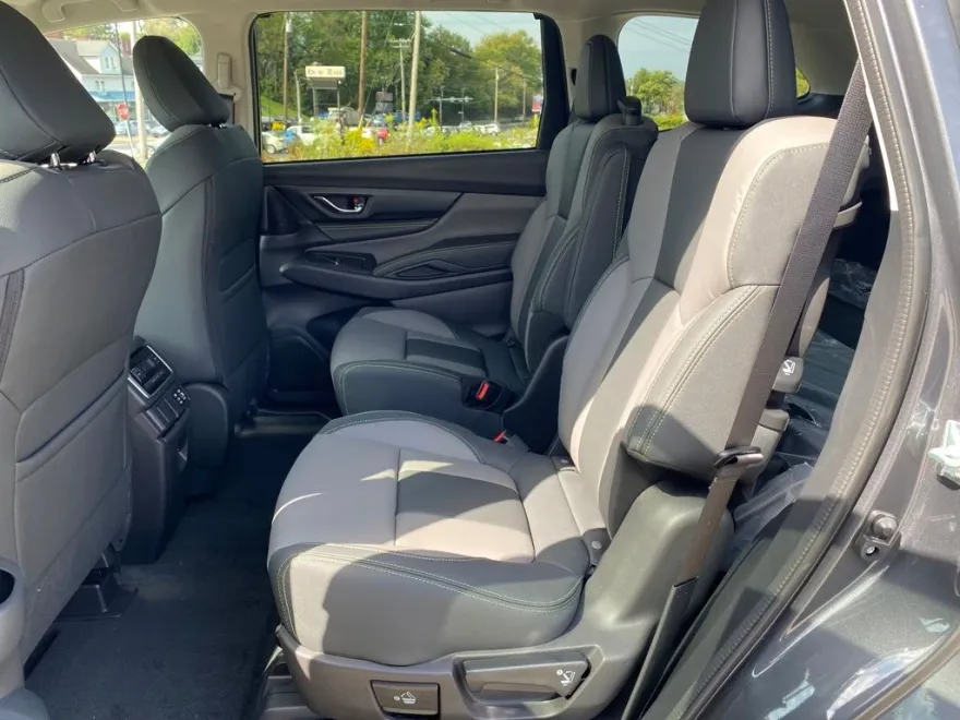 2025 Subaru Ascent Onyx Edition photo 1