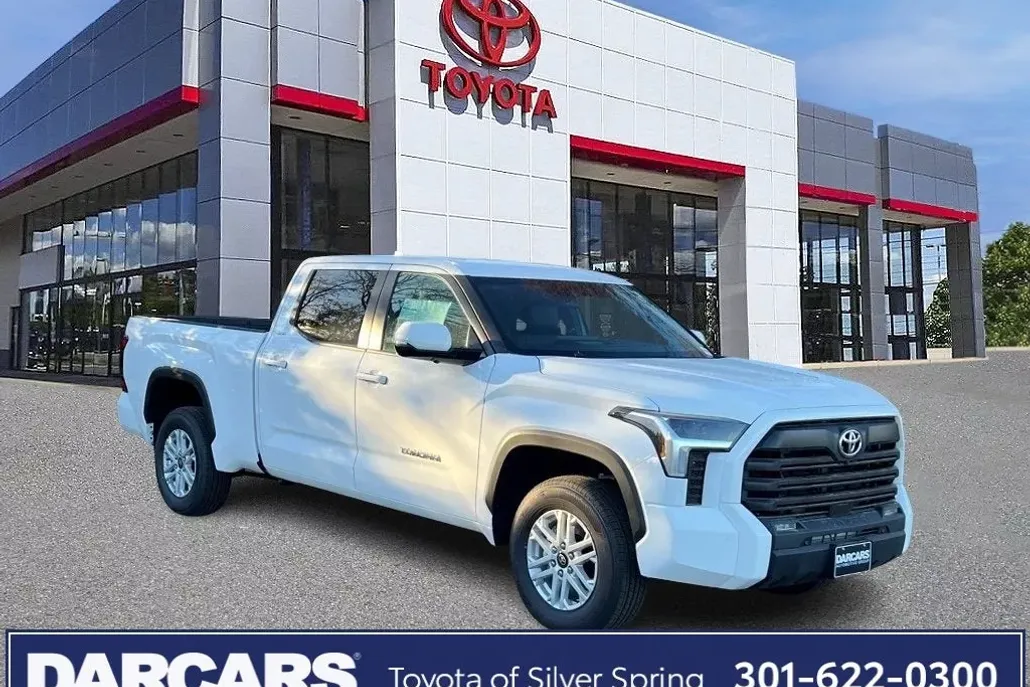 2025 Toyota Tundra SR5 photo 1