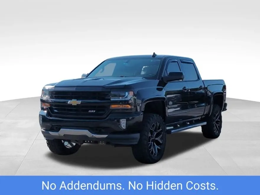 2018 Chevrolet Silverado 1500 LT photo 1