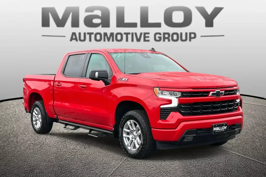 2023 Chevrolet Silverado 1500 RST photo 1