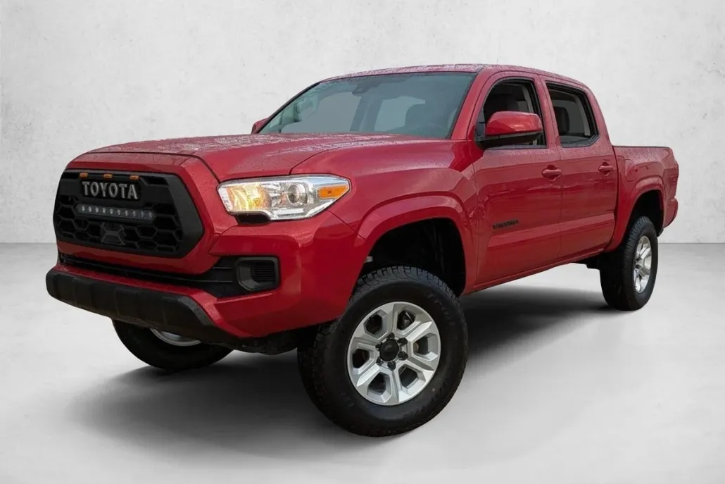 2023 Toyota Tacoma SR V6 photo 1